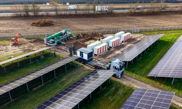 {bildtitle} Unternehmen für Trafostationen Übergabestation BESS - Faber E-Tec - 009
